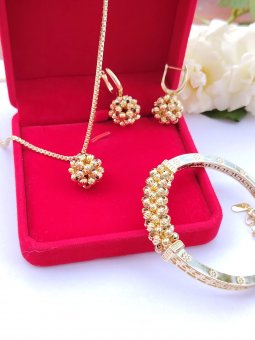 Set  Strugure bratara, cercei si lant - placat cu aur 14k