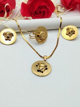Set Medusa 2.5 cm , gravat- placat cu aur 18k