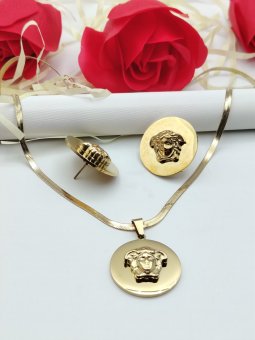 Set Medusa simplu 2,5 cm-lant si cercei -placat cu aur 18k