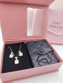 Set Cadou Dama Gold Diamond - Portofel negru & Set Bijuterii