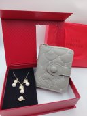 Set Cadou Dama White Pearl -Portofel gri perlat & Set Bijuterii