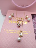 Set Cadou Dama White Pearl -Portofel gri perlat & Set Bijuterii